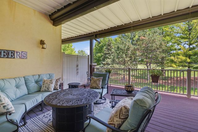 6215 Utica Ridge Road 104, Davenport, IA 52807