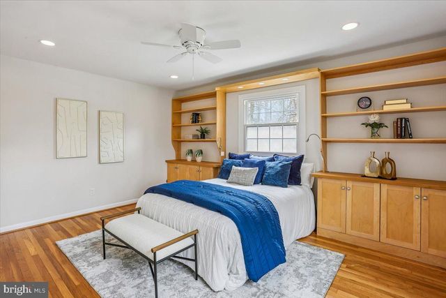 11011 MONTROSE AVE, Garrett Park, MD 20896