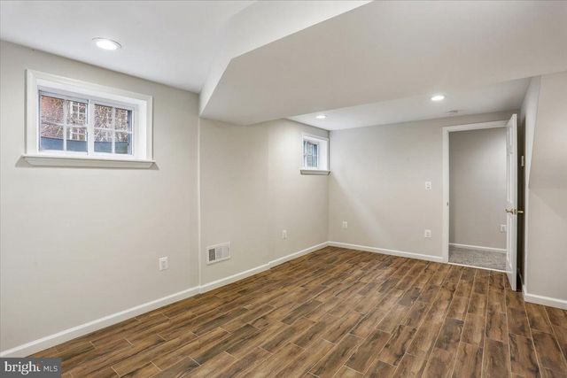 11011 MONTROSE AVE, Garrett Park, MD 20896