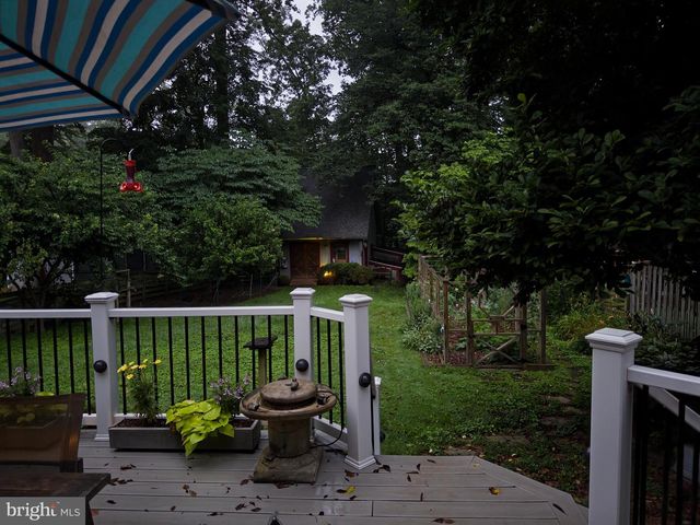 11011 MONTROSE AVE, Garrett Park, MD 20896