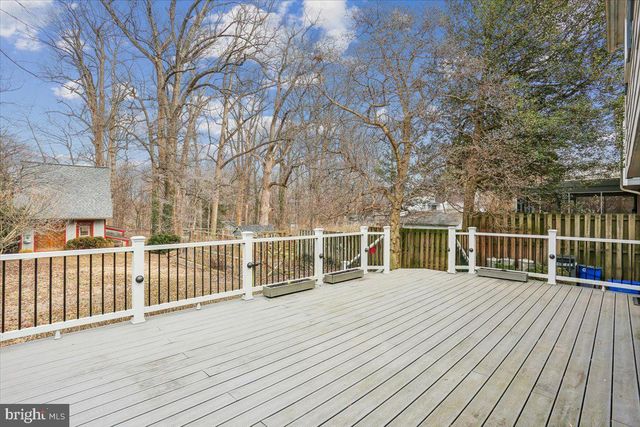 11011 MONTROSE AVE, Garrett Park, MD 20896