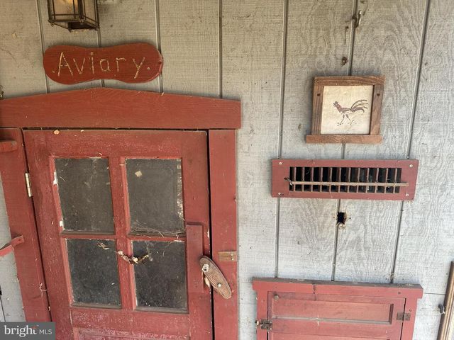 11011 MONTROSE AVE, Garrett Park, MD 20896