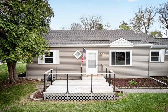 8 Kim Court, Midland, MI 48642