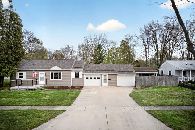 8 Kim Court, Midland, MI 48642