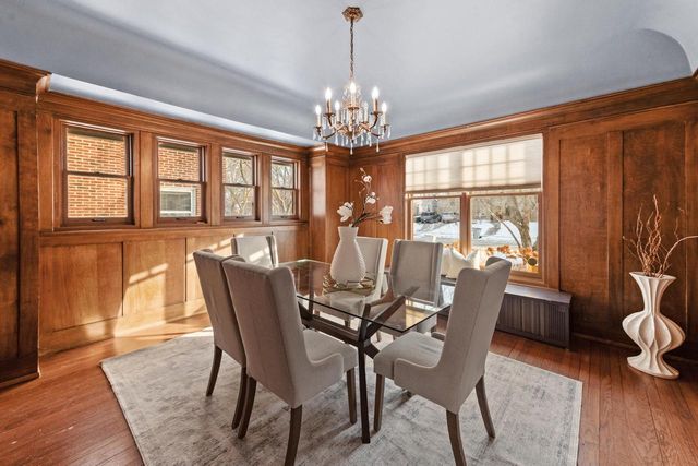 3405 N Hackett AVENUE, Milwaukee, WI 53211