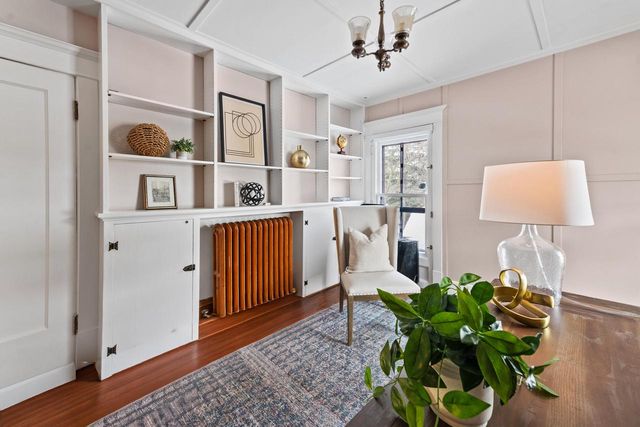 3405 N Hackett AVENUE, Milwaukee, WI 53211