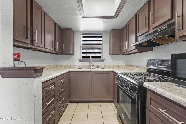 7337 ROYAL ARMS Drive, El Paso, TX 79912