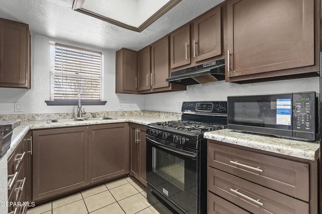 7337 ROYAL ARMS Drive, El Paso, TX 79912