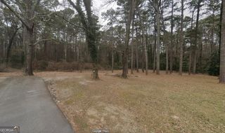 2037 Collier Circle W, Decatur, GA 30032