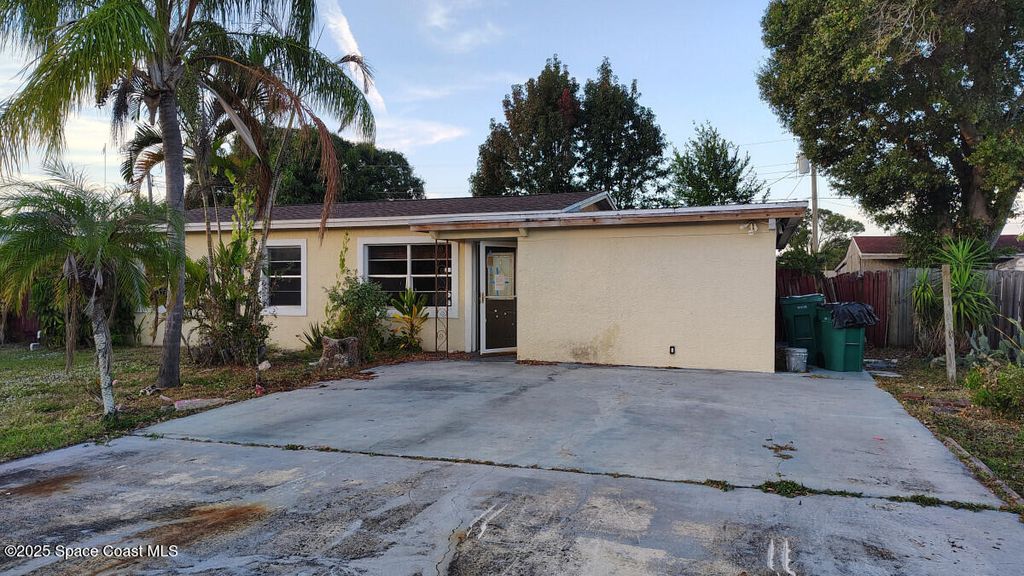 2456 Andrews Avenue, Melbourne, FL 32935