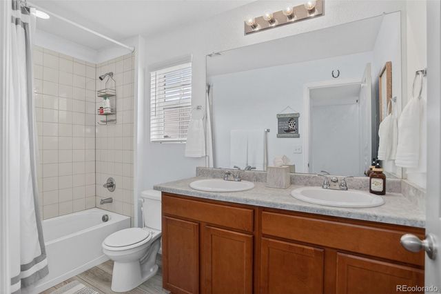 4661 S Malaya Court, Aurora, CO 80015