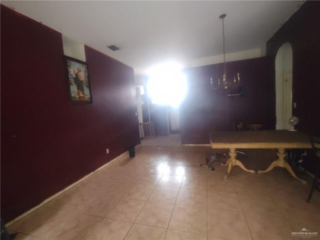 2400 Oriole Avenue, Mcallen, TX 78504