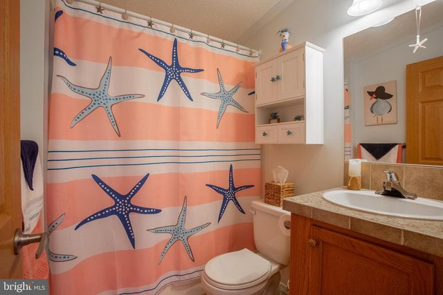 31671 LAKEVIEW DR, Ocean View, DE 19970