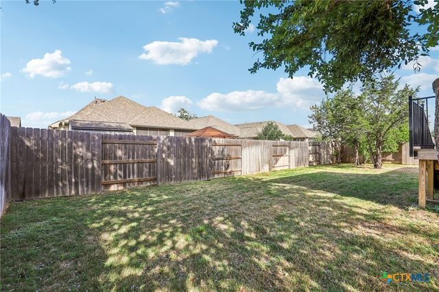 124 Fountain Grass Drive, San Marcos, TX 78666