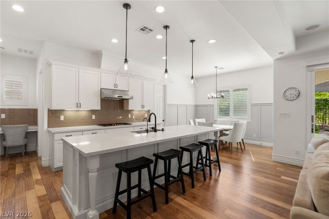 725 Porto Mio Way, Las Vegas, NV 89138