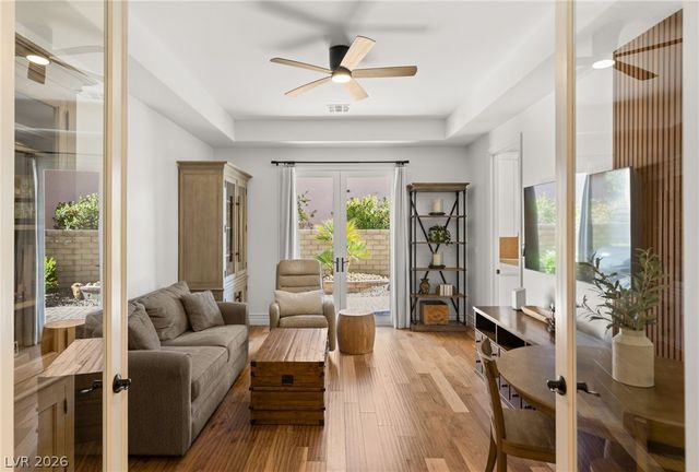 725 Porto Mio Way, Las Vegas, NV 89138