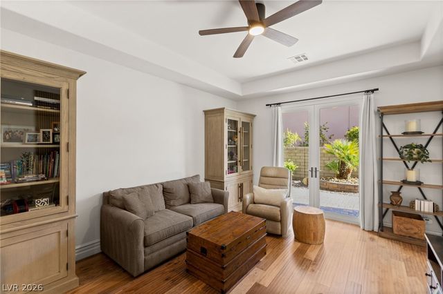 725 Porto Mio Way, Las Vegas, NV 89138
