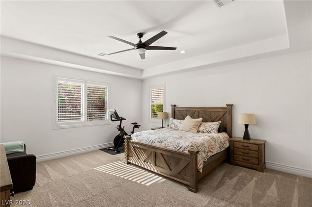725 Porto Mio Way, Las Vegas, NV 89138