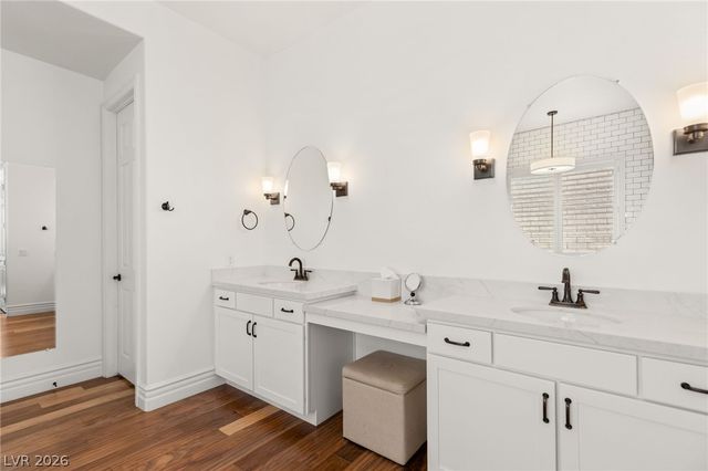 725 Porto Mio Way, Las Vegas, NV 89138