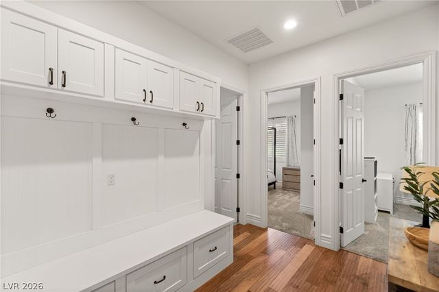 725 Porto Mio Way, Las Vegas, NV 89138