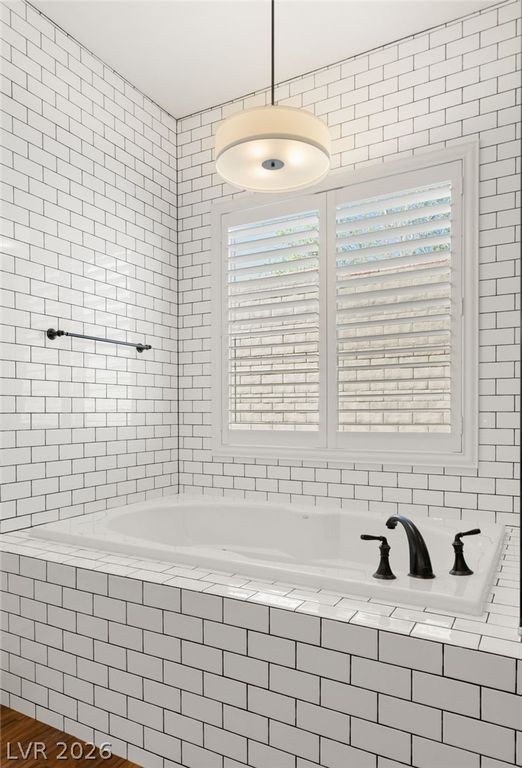 Image 27 of property listing at 725 Porto Mio Way, Las Vegas, NV 89138