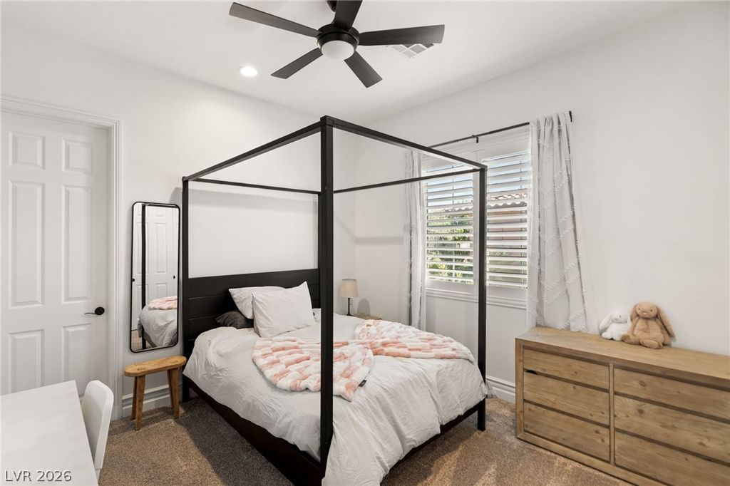 Image 35 of property listing at 725 Porto Mio Way, Las Vegas, NV 89138