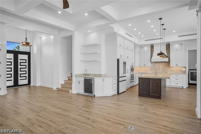 1630 Rainbow CT, Marco Island, FL 34145