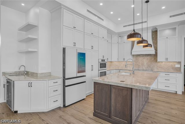 1630 Rainbow CT, Marco Island, FL 34145