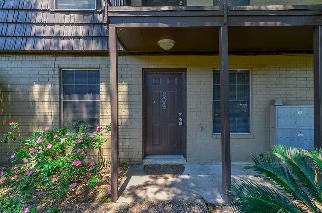 1518 East Avenue 107, Katy, TX 77493