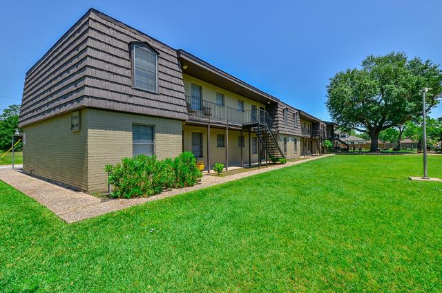1518 East Avenue 107, Katy, TX 77493
