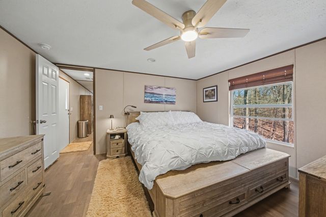 116 Lee Ln, Big Rock, TN 37023