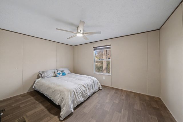 116 Lee Ln, Big Rock, TN 37023