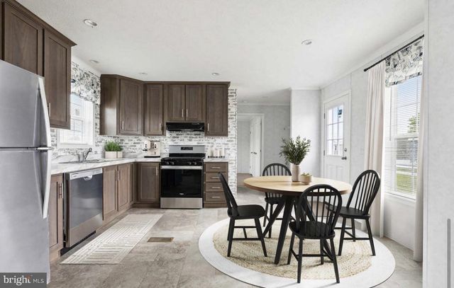 128 WEIDLER LN, Lititz, PA 17543