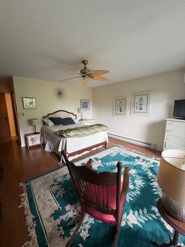 450 Glendale Rd, Wilbraham, MA 01095