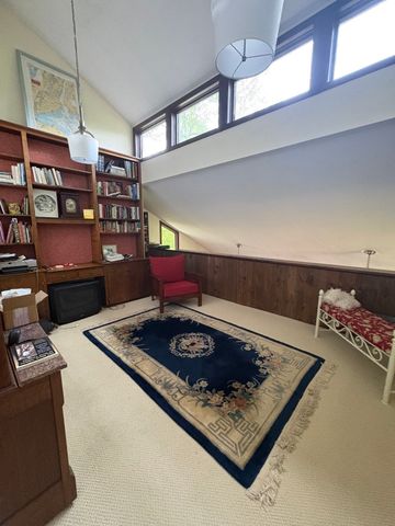 450 Glendale Rd, Wilbraham, MA 01095
