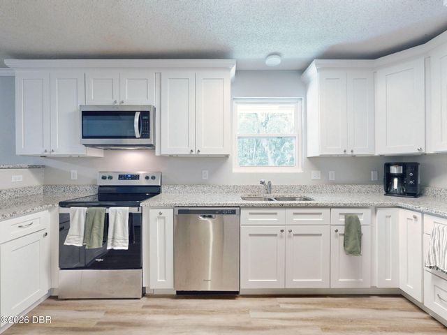 609 Claire Lane, Orange Park, FL 32073