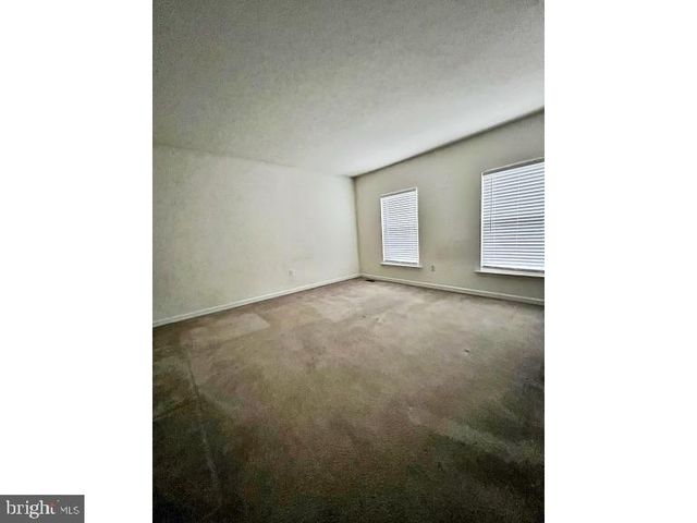 7 MOONSTONE CT, Dover, DE 19904