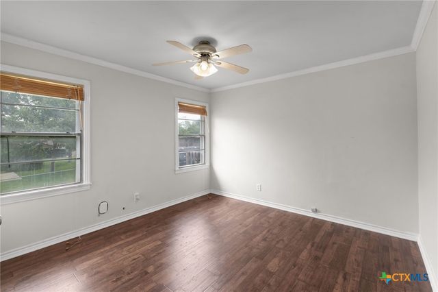 28 Steele Street, Lampasas, TX 76550