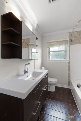 28 Steele Street, Lampasas, TX 76550