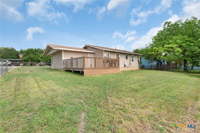28 Steele Street, Lampasas, TX 76550