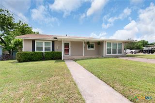 28 Steele Street, Lampasas, TX 76550