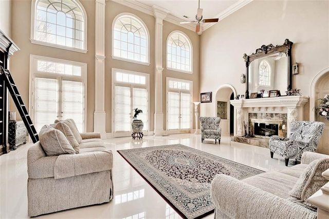 1501 N Starr Drive, Fayetteville, AR 72701