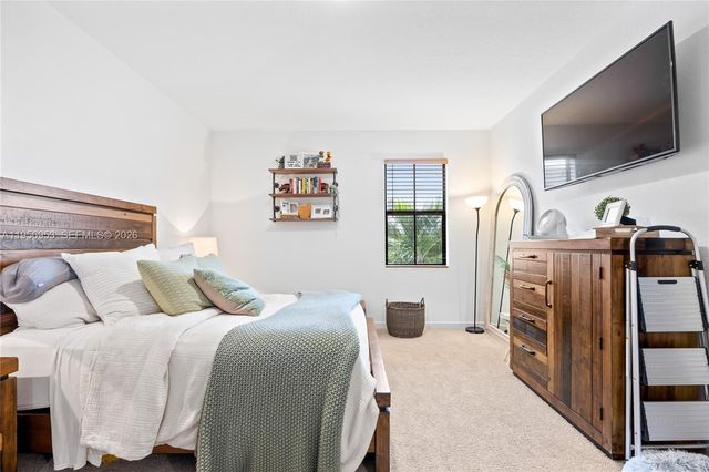 369 NW 8th Ct, Pompano Beach, FL 33060