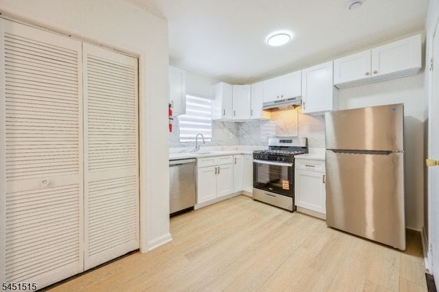422 Halsted St, East Orange City, NJ 07018