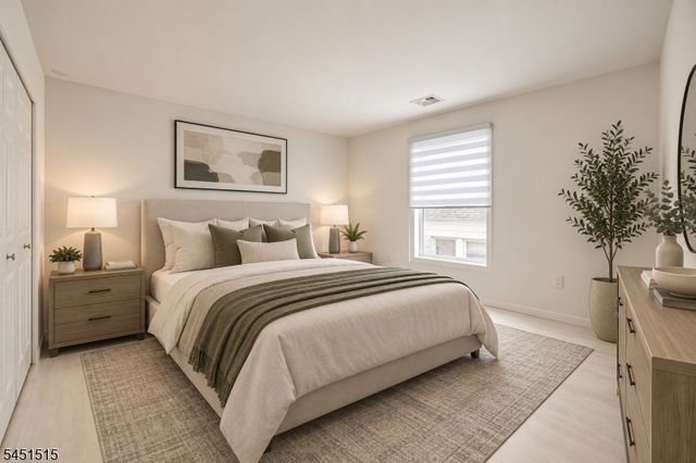 422 Halsted St, East Orange City, NJ 07018