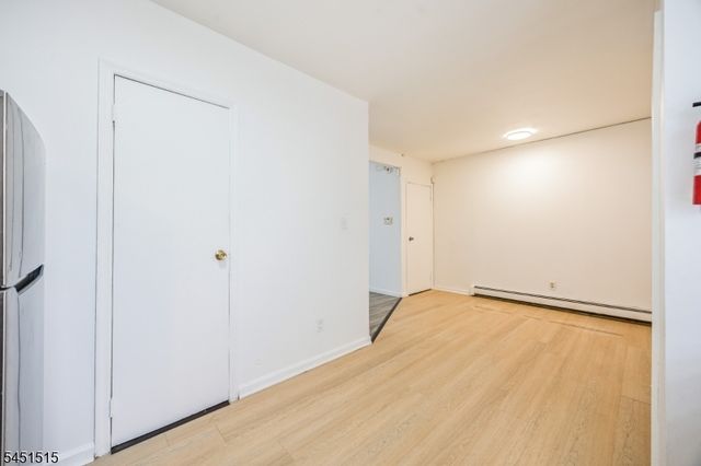 422 Halsted St, East Orange City, NJ 07018