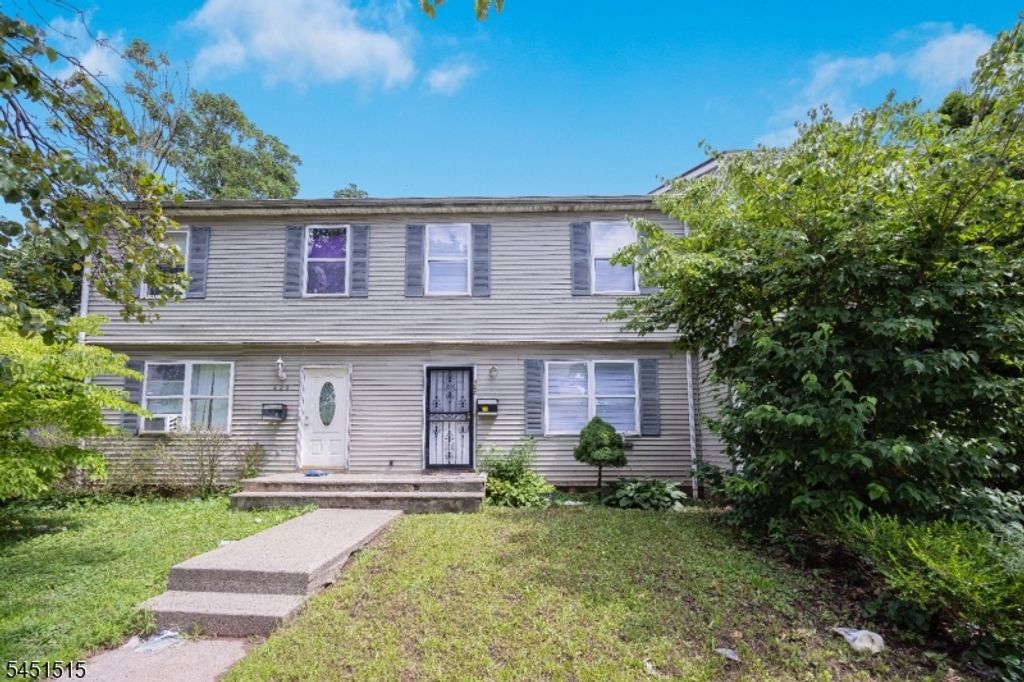 422 Halsted St, East Orange City, NJ 07018