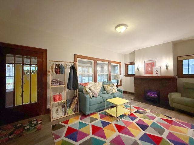 621 24th Avenue, Moline, IL 61265