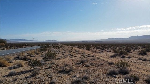 18 Old Woman Springs Road, Big Bear City, CA 92356