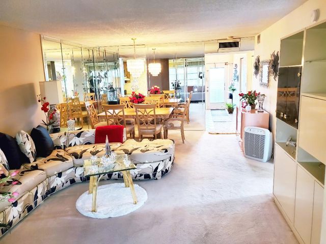 7688 NW 18th Street 301, Margate, FL 33063